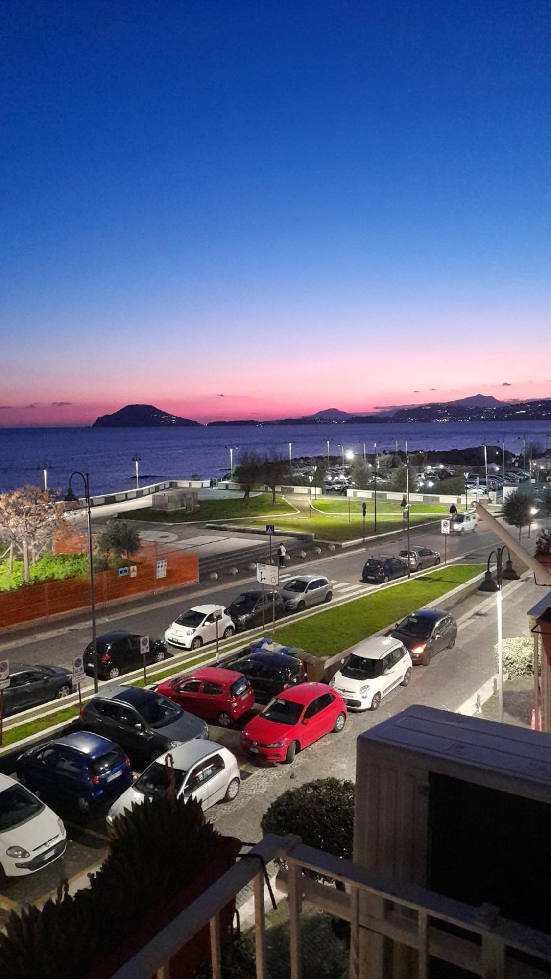 Terrazza Miracapri Lägenhet Pozzuoli Exteriör bild