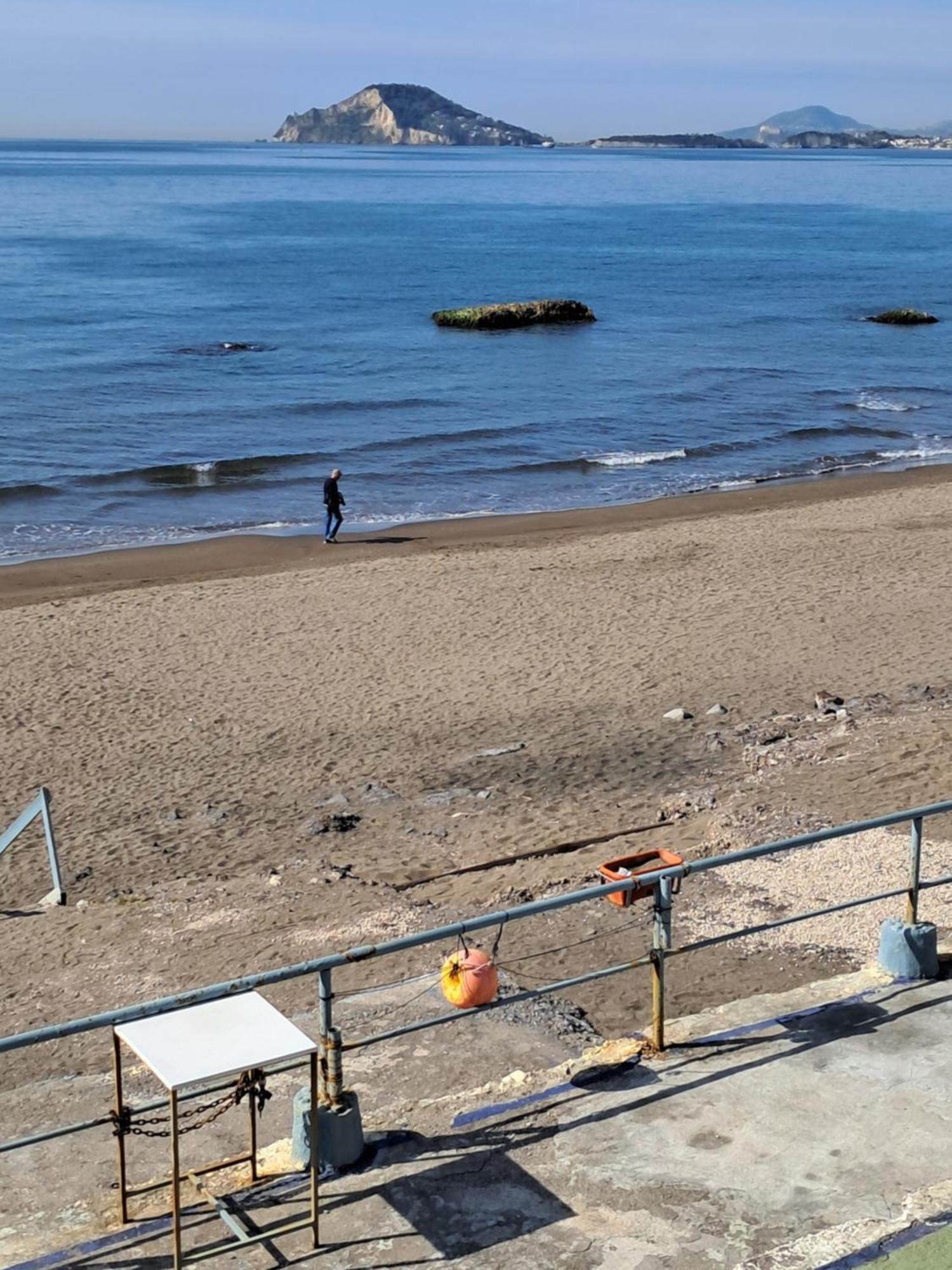 Terrazza Miracapri Lägenhet Pozzuoli Exteriör bild